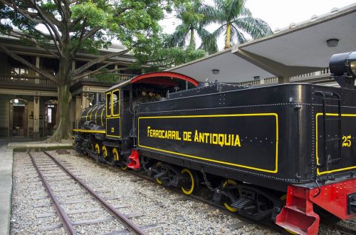 railway medellin colombia