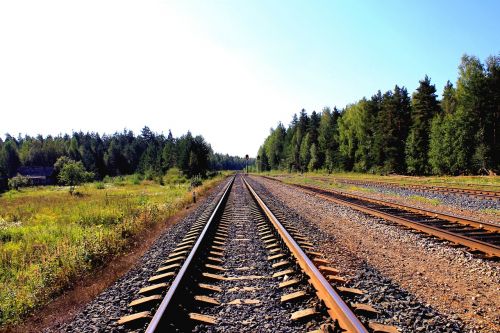 railway tracks railroad tracks