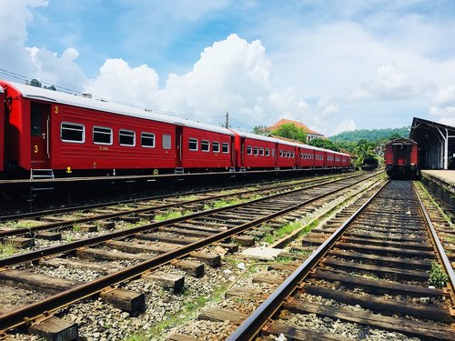 railway  train  railroad track