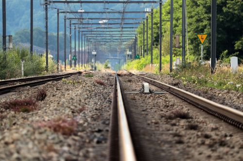 railway rails railway tracks gleise