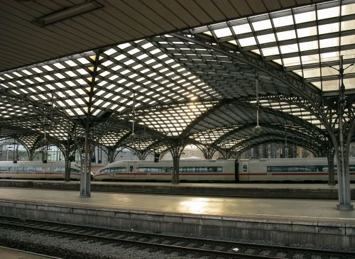 railway station ice train