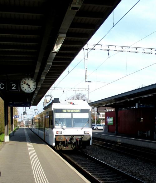 railway station train regional train