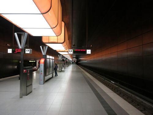 railway station metro passengers