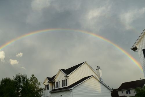 rainbow house rain