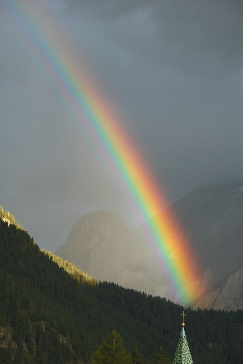 rainbow mountain rain