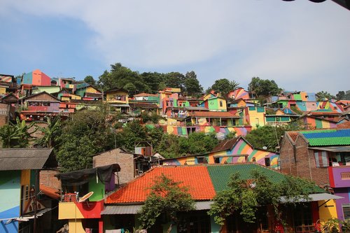 rainbow village  raibow  village