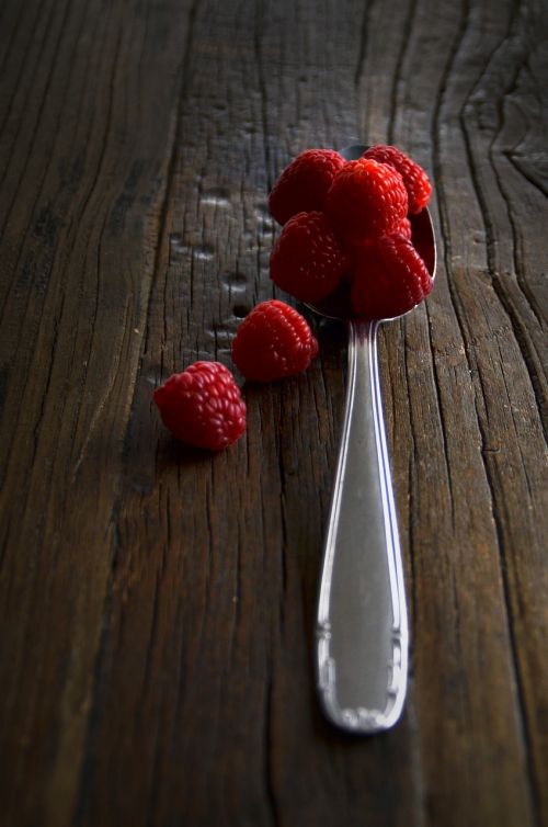 raspberry spoon food