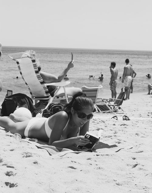 reading beach summer