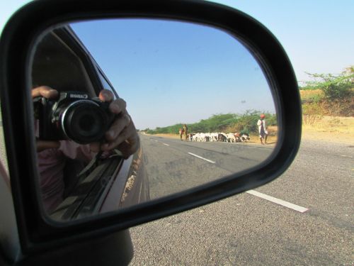 rear view mirror car photography