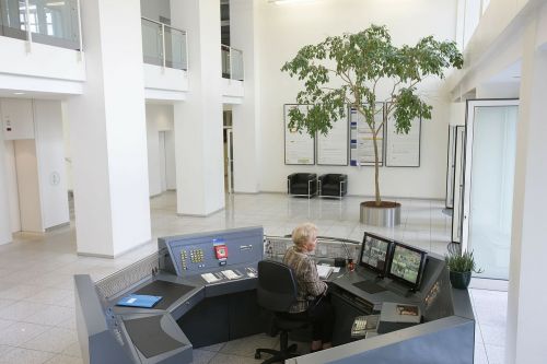 reception bonn center input