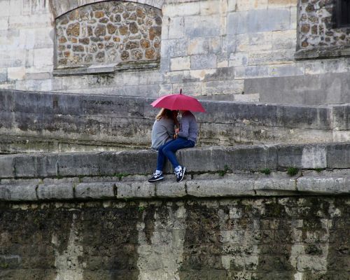 red umbrella paris