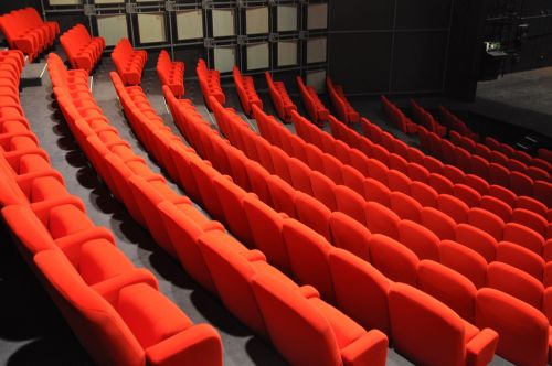 red theatre armchairs