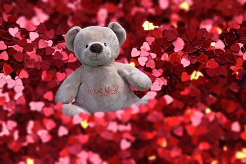 red hearts  valentine  love
