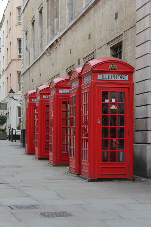 red phone box london telephone