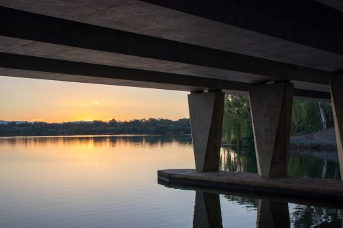 reflection water bridge