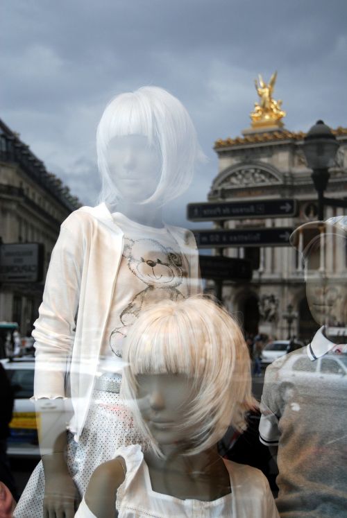 reflections mirror effect mannequin