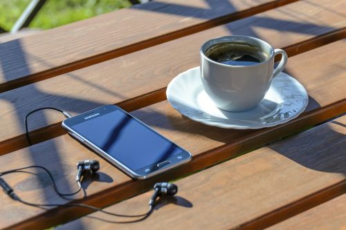 relaxation coffee smartphone