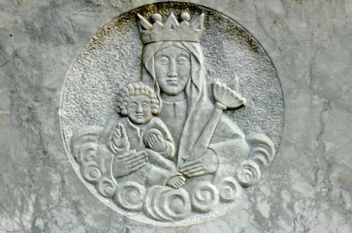 relief stone madonna