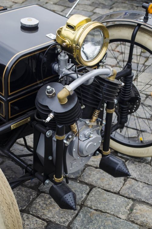 replica vintage engine