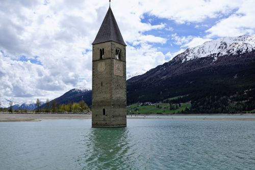 reschensee curon venosta resia lake