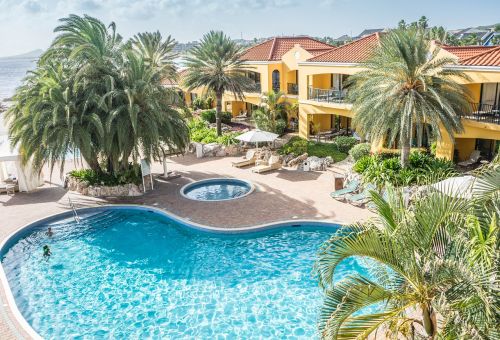resort tropical pool