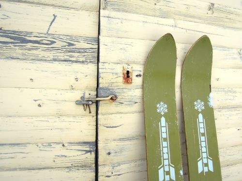 retro vintage skis