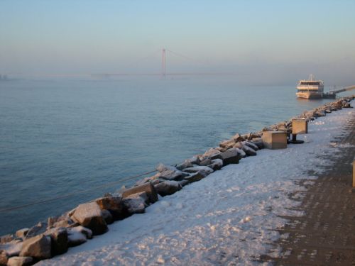 rhine rheinbrücke snow