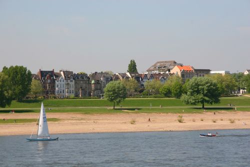 rhine düsseldorf sailing vessel
