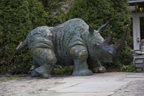 rhino figure bronze figure