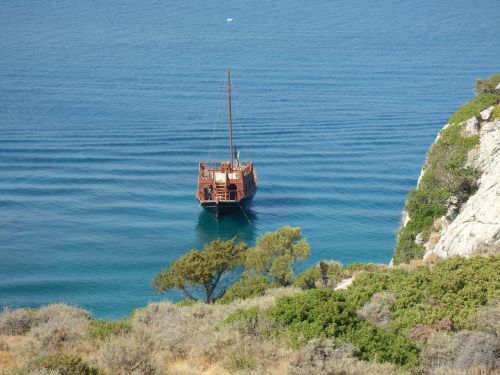 rhodes sea the bay