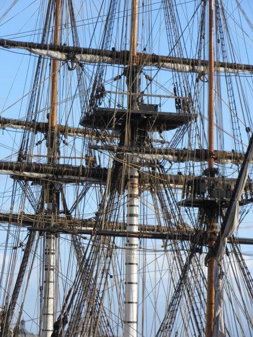 rigging hermione sailboat