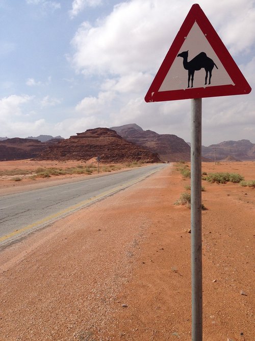 right of way  jordan  desert