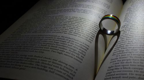 ring book heart