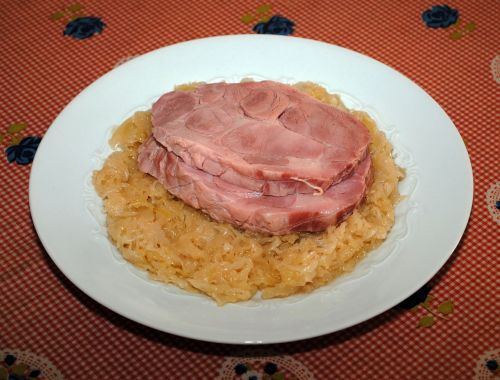 rippchen with herb sauerkraut kassel
