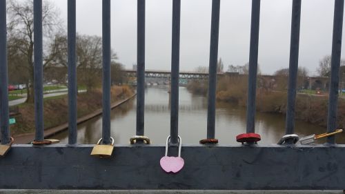 river padlock love