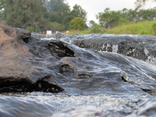 river rock flow