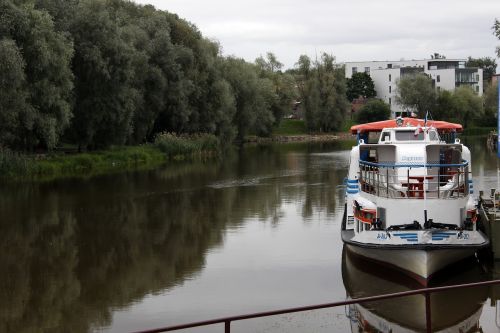 river boat ship