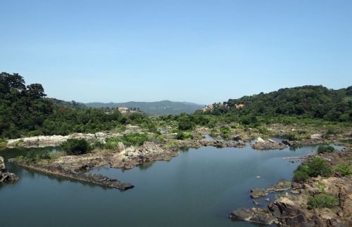 river river bed sharavati