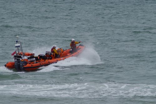 rnli lifeboat rescue