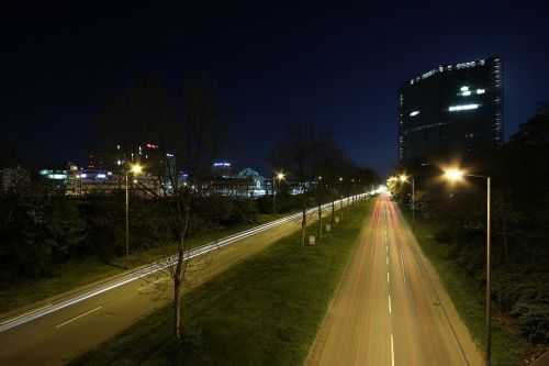 road night city