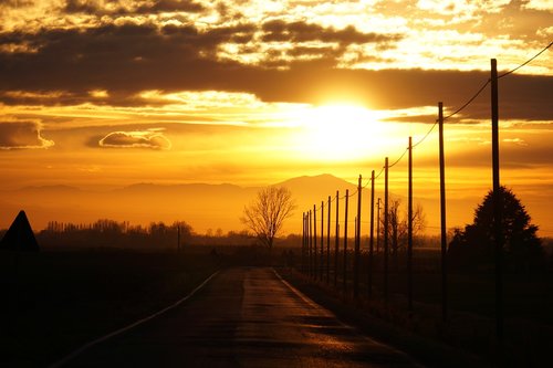 road  sunset  perspective