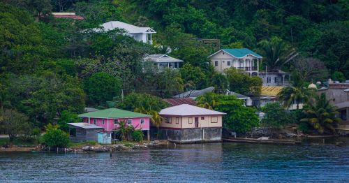 roatan honduras landscape