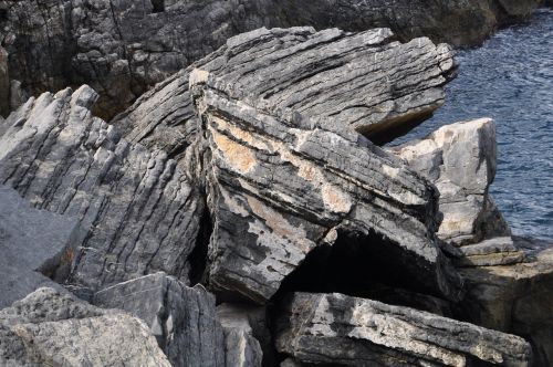 rock boulders stone