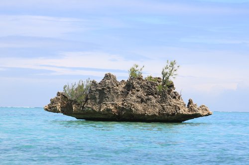 rock  small  indian ocean