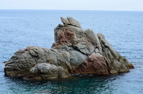 rock sea water