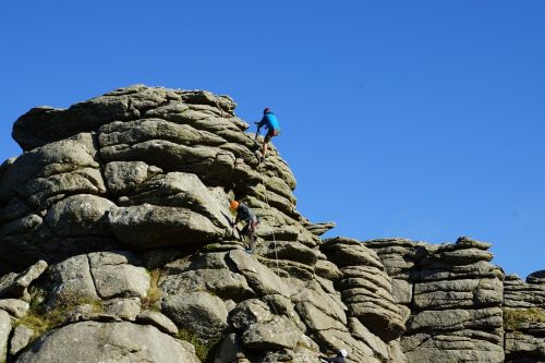 rock climbing dartmoor hound