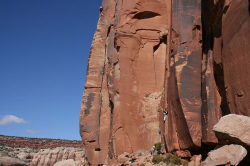 rock climbing indian creek desert