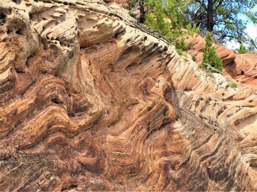 rock formation hiking utah