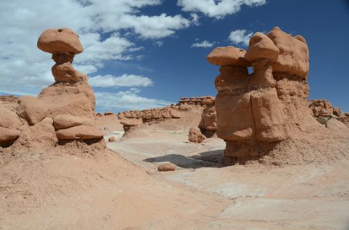 rock formations goblin valley utah