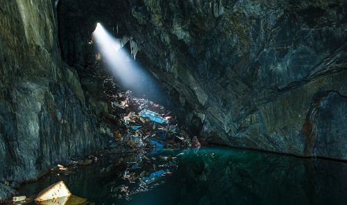 rocks water cave